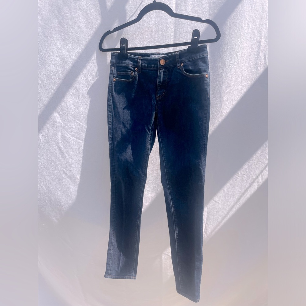 Stretchy Loft skinny jeans